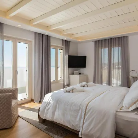 Gorgeous Elia Villa *